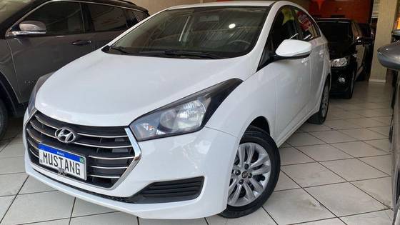 HYUNDAI HB20S 1.6 COMFORT PLUS 16V FLEX 4P MANUAL